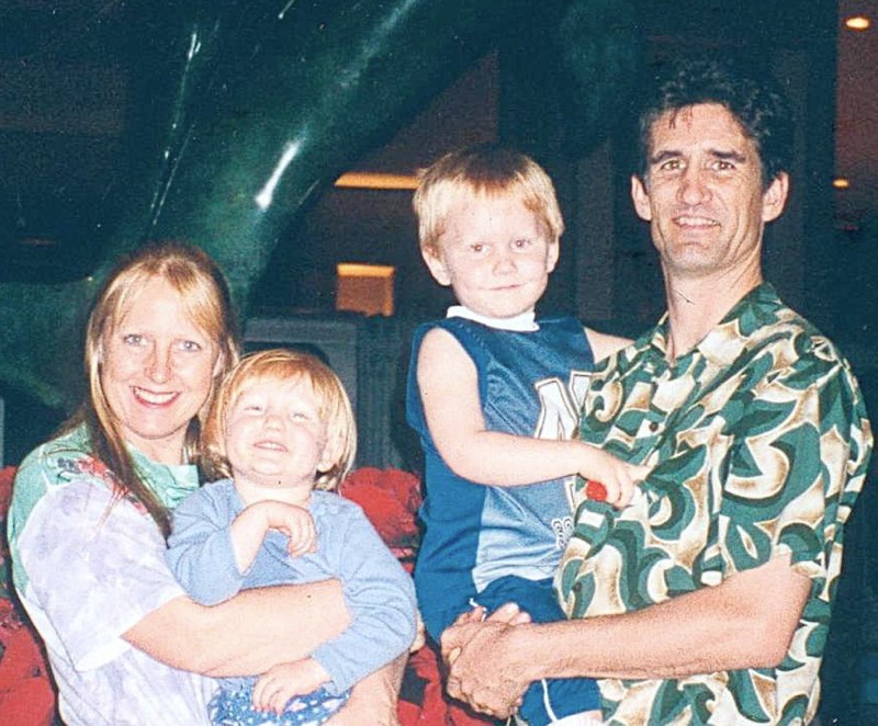 RobbinsChristmas2001_2
